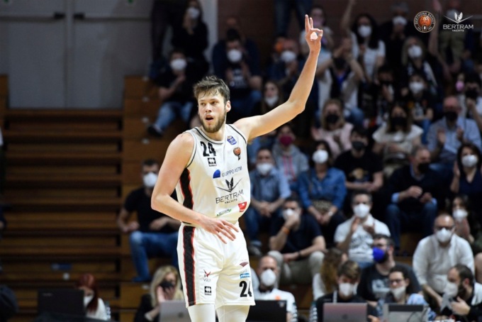 Derthona Basket, non riesce la terza impresa contro la Virtus Bologna
