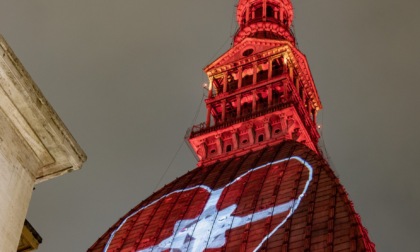 Torino: il 23 aprile la Mole si illumina di rosso per sensibilizzare alla donazione di organi e trapianti