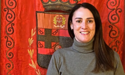Casale Monferrato, abbigliamento usato: oltre una tonnellata di vestiti raccolti nel primo servizio porta a porta