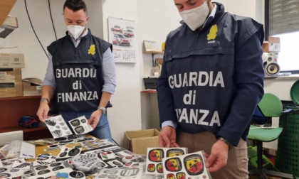 Torino: maxi sequestro di oltre 400.000 ricambi per auto contraffatti, 25 denunce