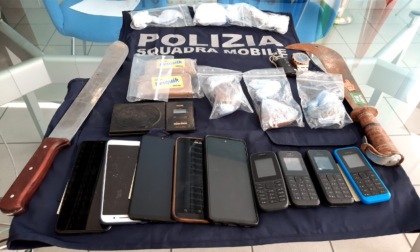 Spacciavano droga nelle campagne dell'Alessandrino: 3 arresti