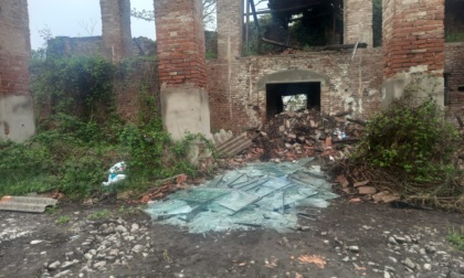 Tortona: cascina utilizzata come discarica abusiva, denunciati i proprietari