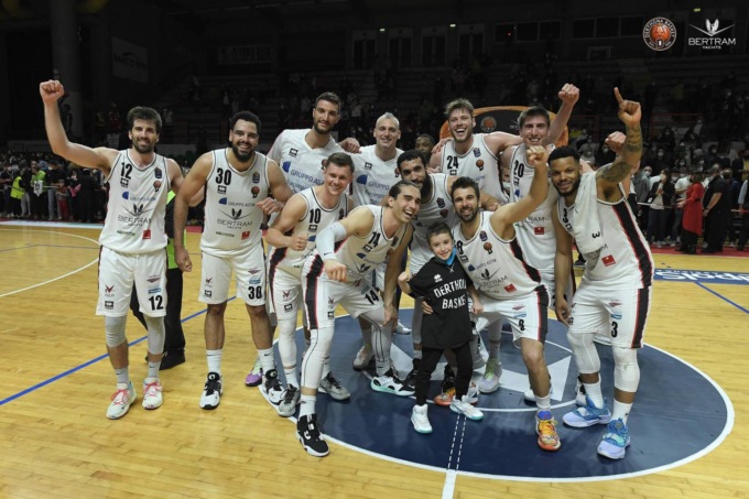 Derthona Basket, colpaccio a Brindisi e quarto posto finale in classifica
