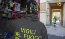 Incendio in un garage di un condominio a Novi Ligure: bruciate due auto e tre moto
