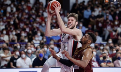 Derthona Basket, trionfo in gara 4 contro Venezia, storico accesso alle semifinali scudetto