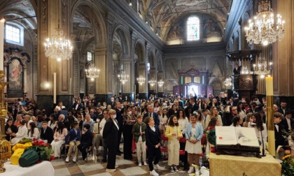 Valenza: in Duomo 87 giovani hanno ricevuto il sacramento della Cresima