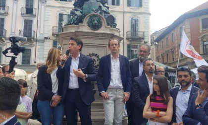 Giuseppe Conte ad Alessandria, attesa per l'arrivo di Berlusconi