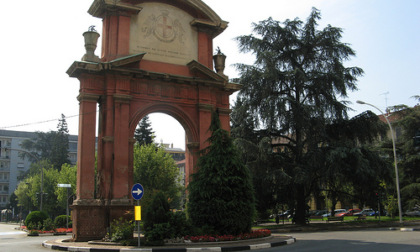 Alessandria: al via i lavori di restauro dell'arco trionfale di via Dante