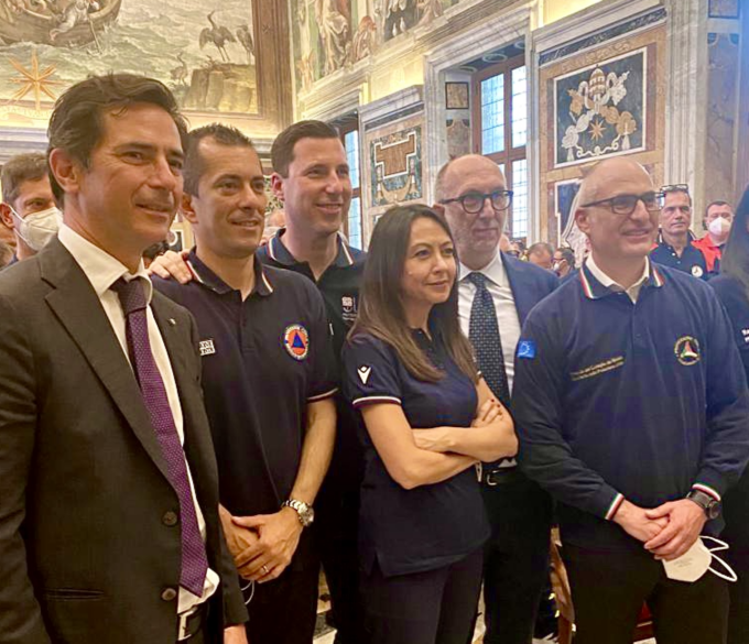 Il Papa benedice i volontari della Protezione Civile del Piemonte