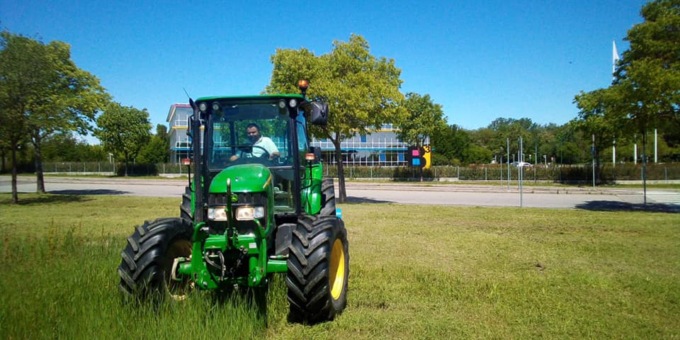 Casale Monferrato: sfalcio erba lungo banchine e scarpate stradali affidato agli agricoltori