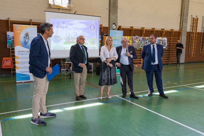 Amag presenta la Smart City a 300 studenti dell’Angelo Custode e del Cfp Maria Ausiliatrice￼￼