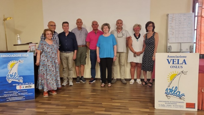 Ovada: il nuovo direttivo dell’associazione di volontariato oncologico “Vela”
