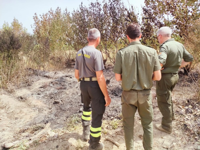 Carbonizzata nell’auto a Isola Sant’Antonio: ancora nessuna conferma sull’identità