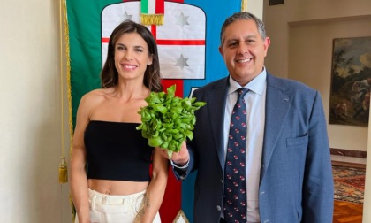 Regione Liguria: Elisabetta Canalis protagonista della campagna estiva di promozione