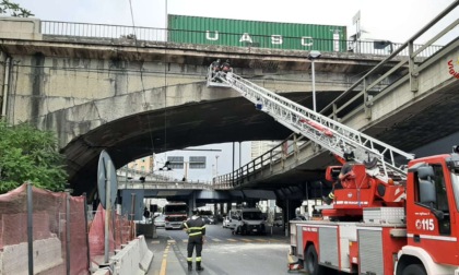 Genova, Vigili del Fuoco intervengono per distacco intonaco sopraelevata Aldo Moro: nessun danno