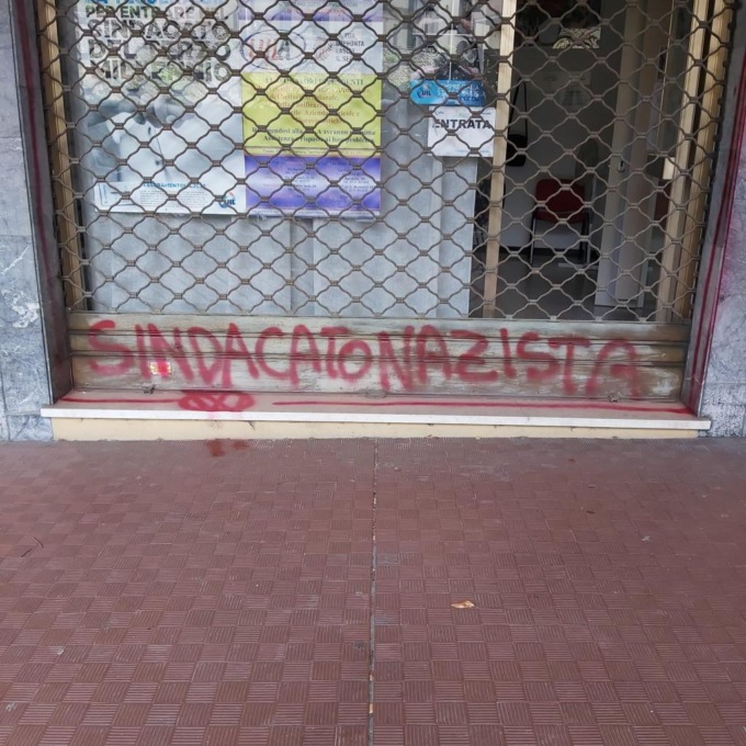 Acqui Terme, imbrattata la sede UIL. Bonzani: “Attacchi vili”