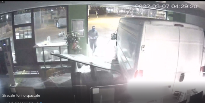 Torino, presa la banda delle slot sulle autostrade: 30 i colpi contestati