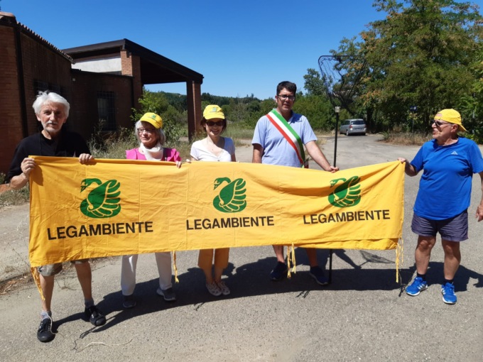 “Big Jump” insolito per Legambiente dell’Ovadese