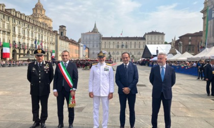 Torino, il presidente Mattarella in visita per giuramento allievi Carabinieri