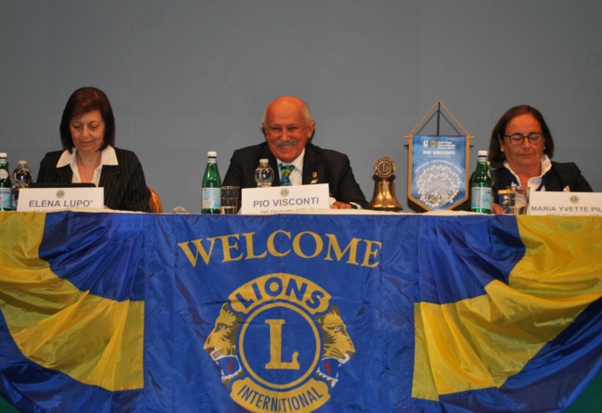 Screening in piazza Gramsci in occasione del congresso Lions a Valenza