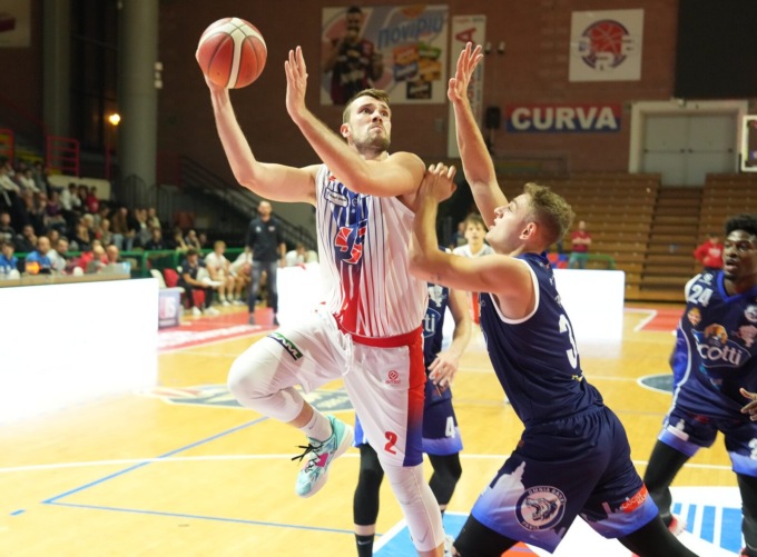 Junior Casale, importante successo esterno contro il Campus Varese