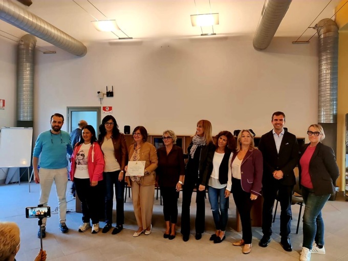 Tortona, progetto “Tagliamo per bene”: raccolte 260 trecce per parrucche oncologiche
