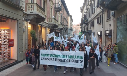 Comitato Stop Solvay: "Chiediamo incontro al Comune. Abbiamo il diritto di sapere!"