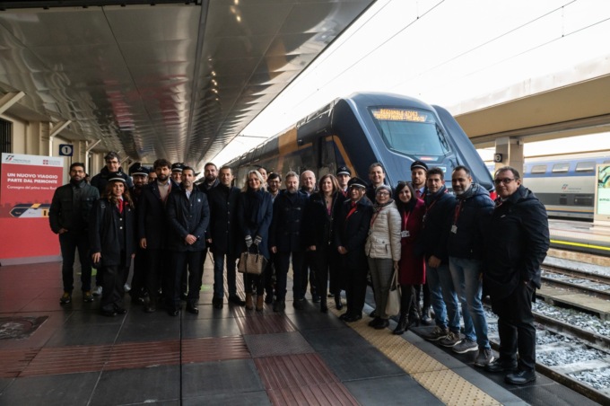 Trasporti, in Piemonte arriva il primo treno rock: oltre 950 milioni di euro investiti