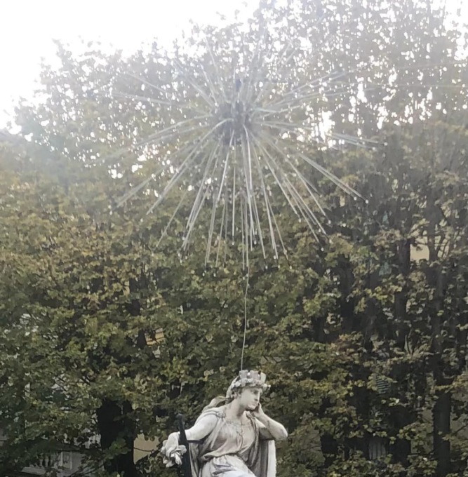 Tortona, installate le illuminarie natalizie