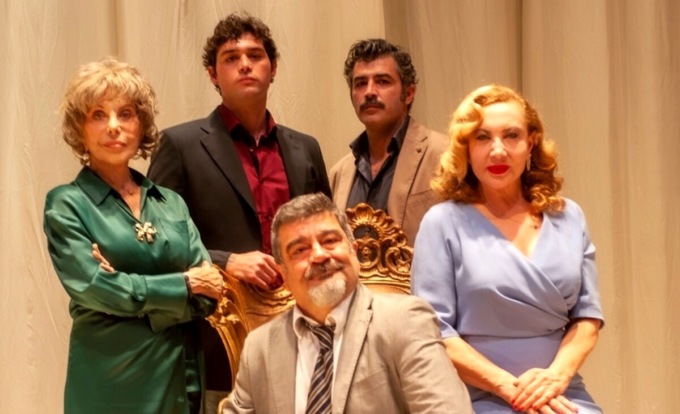 Teatro Civico di Tortona: in programma per il 28 febbraio lo spettacolo “Mine Vaganti” di Ozpetek
