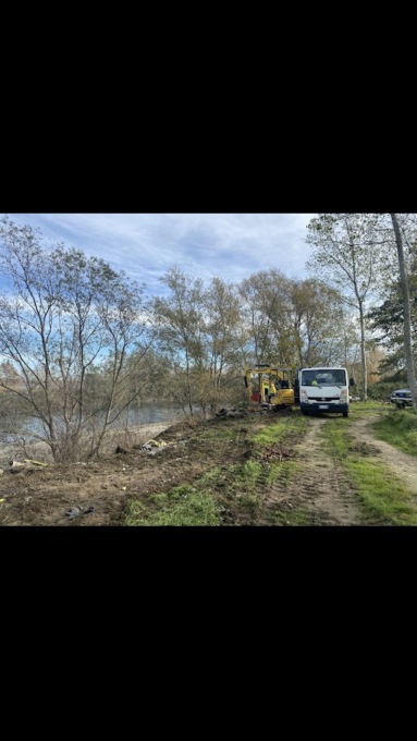 Rive del Po e rifiuti abbandonati: un intervento a tutela del decoro della città