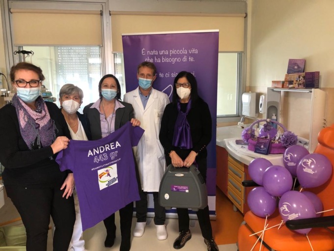 L’associazione “Io Arrivo Prima” dona un tiralatte alla Terapia Intensiva Neonatale