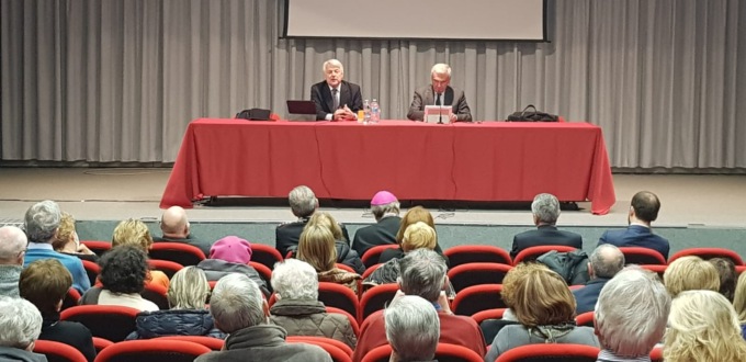 Tornano i martedì dell’avvento ad Alessandria, ospite ieri Ferruccio De Bortoli