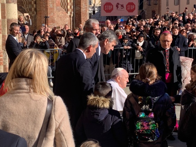 Papa Francesco ad Asti: “Sono tornato ad Asti per ritrovare le mie origini, la mia terra”