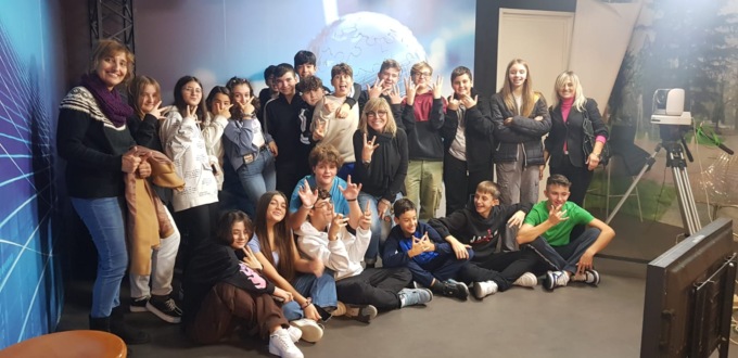 Secondo round di visita nella nostra redazione da parte dei ragazzi della scuola media “D.Alighieri”