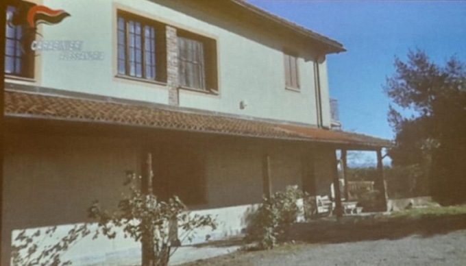 Acqui Terme, smantellata una piantagione di marijuana all’interno di un ex ristorante