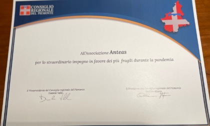 Volontariato, Valle e Ravetti (PD) hanno premiato la delegazione di Anteas di Alessandria