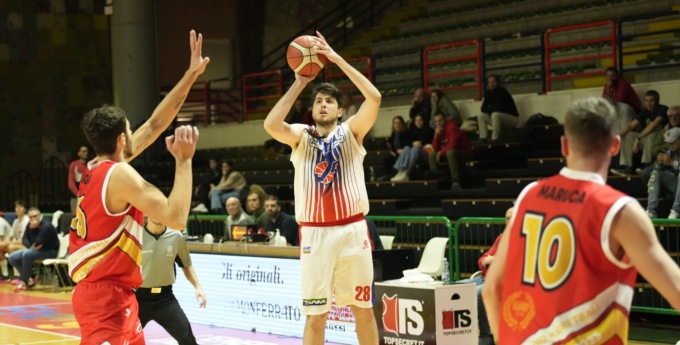Junior Casale, importante colpo esterno contro Montecatini