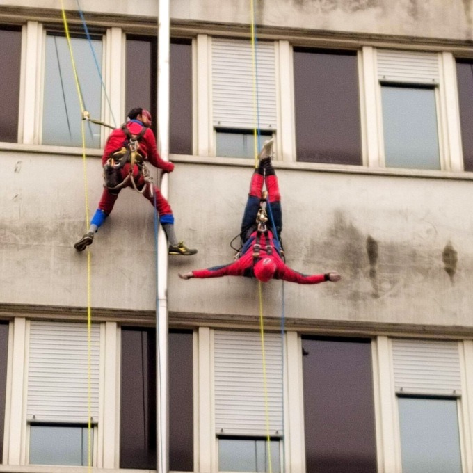Super Eroi Acrobatici Alessandria, per donare un momento di spensieratezza ai piccoli pazienti dell’Ospedaletto