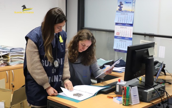 Domani la scadenza del concorso per entrare in Accademia della Guardia di Finanza