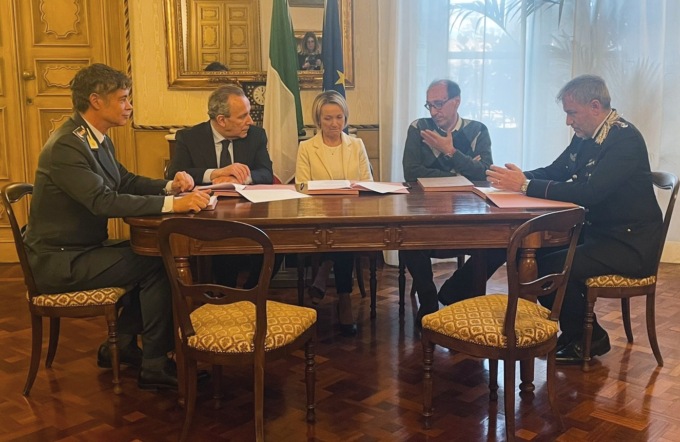 Prevenzione e contrasto delle aggressioni nei presidi dell’AO AL: firmato in Prefettura il protocollo d’intesa