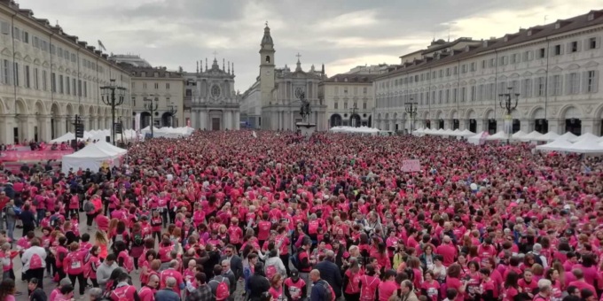 Torino, 21.000 iscritti alla corsa benefica “Just The Woman I Am”