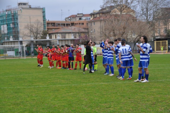 Il derby al ‘Palli’ finisce in pareggio