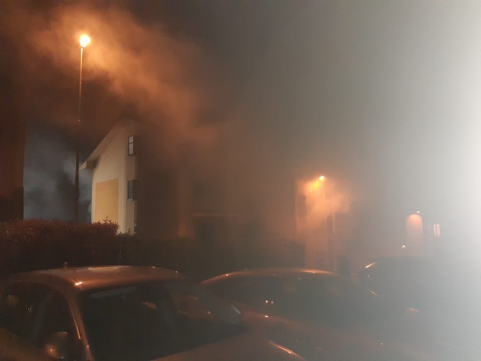 Incendio in un box auto in salita Bricchetta a Novi Ligure: spente le fiamme