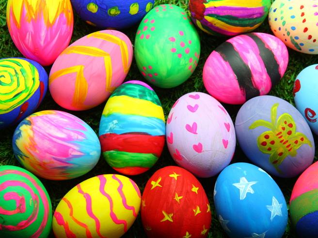 Al via l’esodo di Pasqua, sotto la pioggia, al Nord. Turismo: giro d’affari da 3,5 miliardi