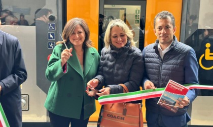 Trenitalia: il quinto treno Rock sulla linea Torino-Milano. Presentata la guida “Il Piemonte in treno”