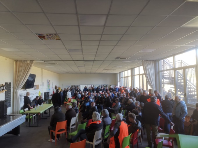 Peste suina, in 200 abbandonano la sala durante la riunione con Federcaccia