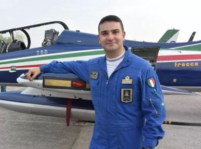 Cade ultraleggero in alta Val Torre, muore pilota Frecce Tricolori di Domodossola