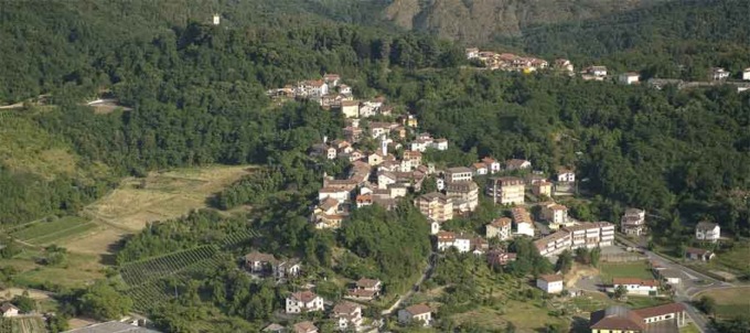 3′ con…Nel mese mariano il canto del Paradiso di Dante nella parrocchia di Belforte Monferrato
