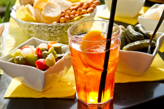 Un aperitivo solidale per la ricerca al Santa Chiara